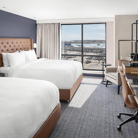 Готель Courtyard By Marriott Portland Downtown/Waterfront Екстер'єр фото