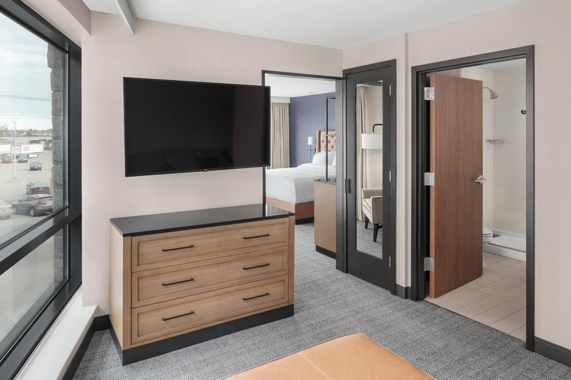Готель Courtyard By Marriott Portland Downtown/Waterfront Екстер'єр фото